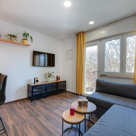 Apartment Niksa Pula Luaran gambar
